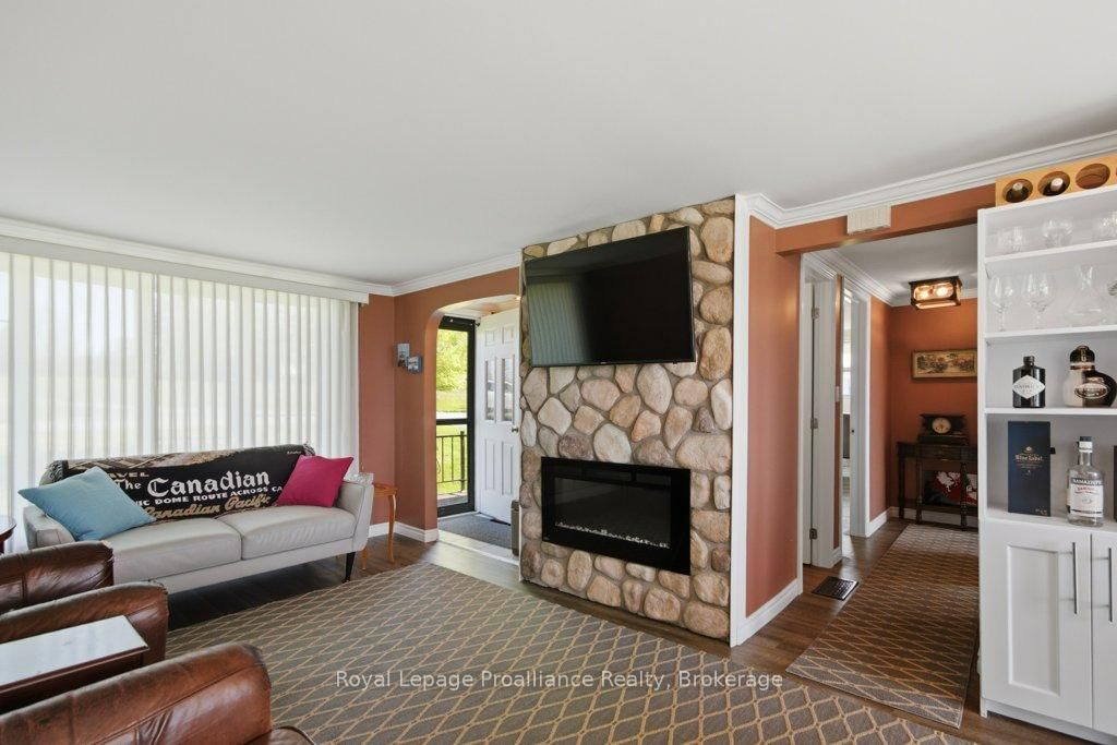 85 Manley Drive • Belleville, ON photo 14
