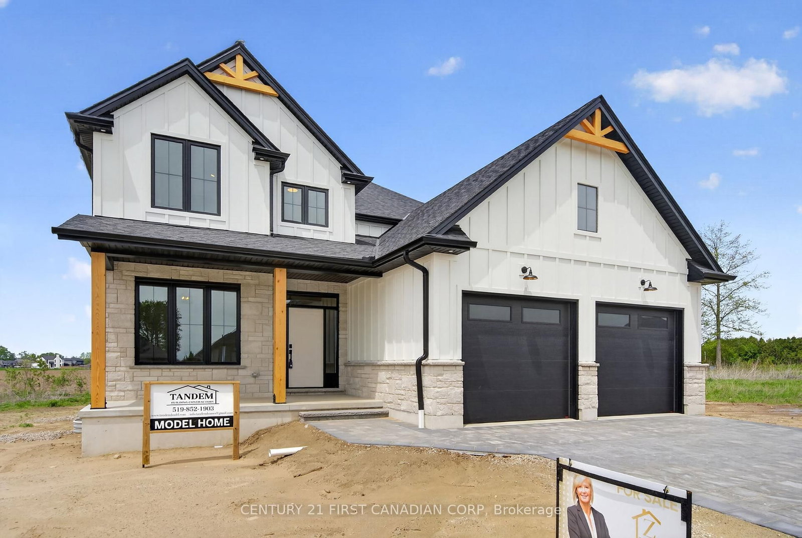 61 Hardy Drive • Strathroy-Caradoc, ON photo 1