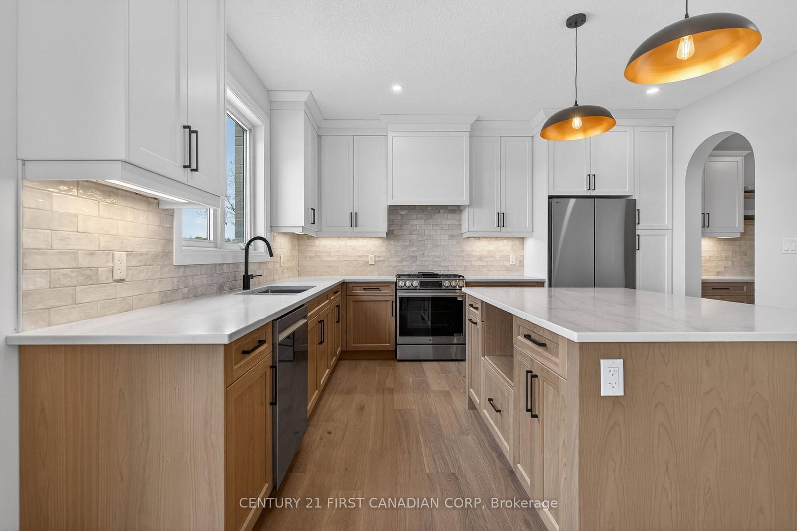 61 Hardy Drive • Strathroy-Caradoc, ON photo 11
