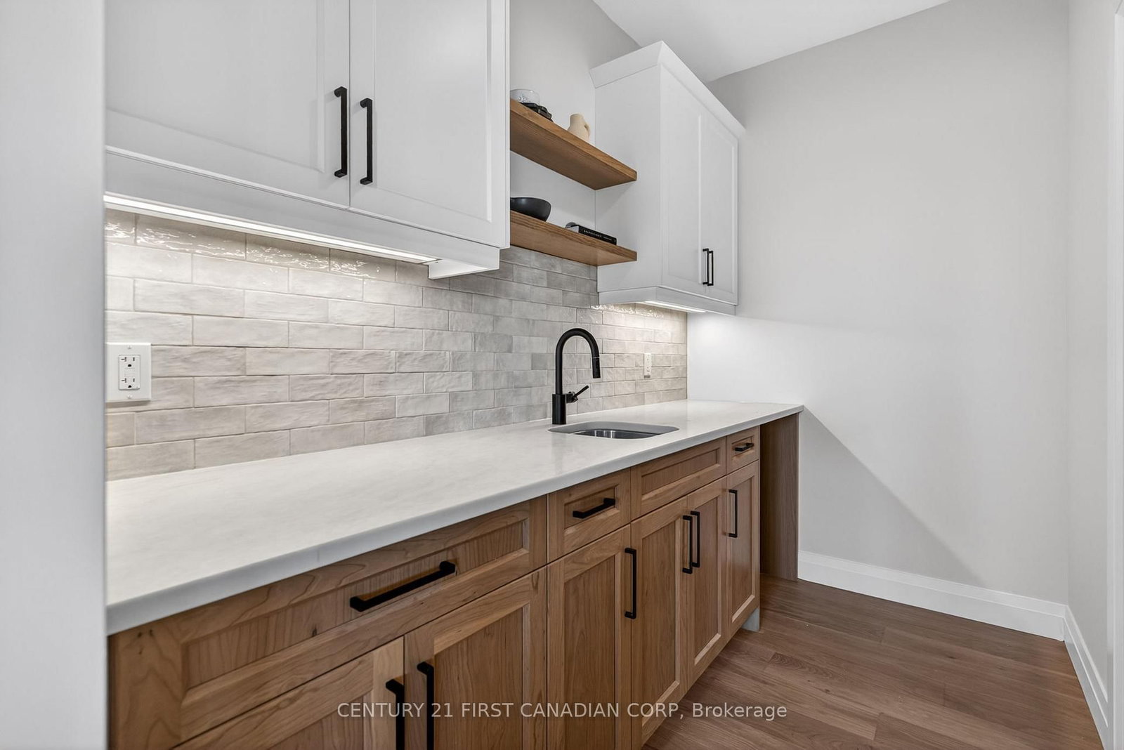61 Hardy Drive • Strathroy-Caradoc, ON photo 13