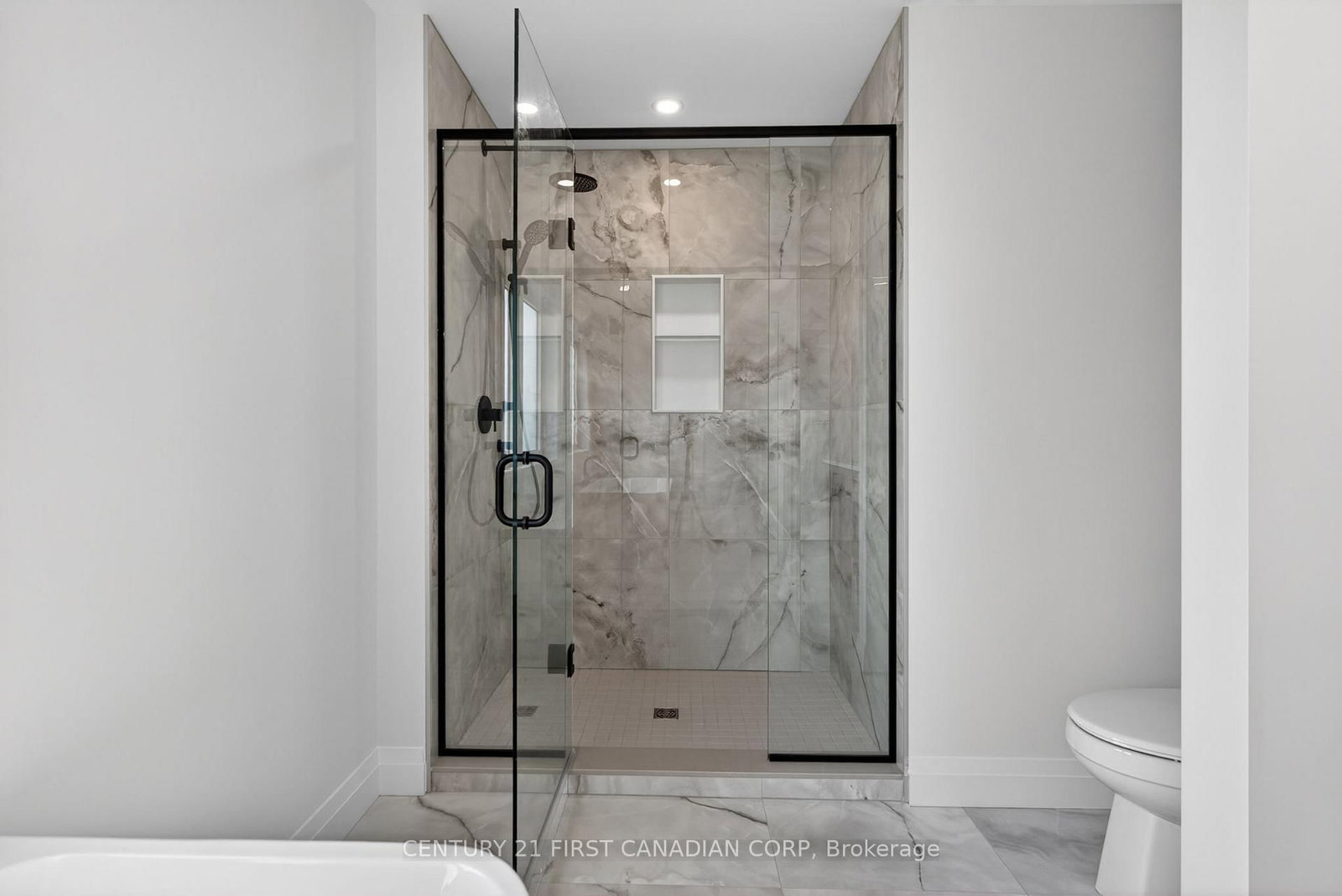 61 Hardy Drive • Strathroy-Caradoc, ON photo 26