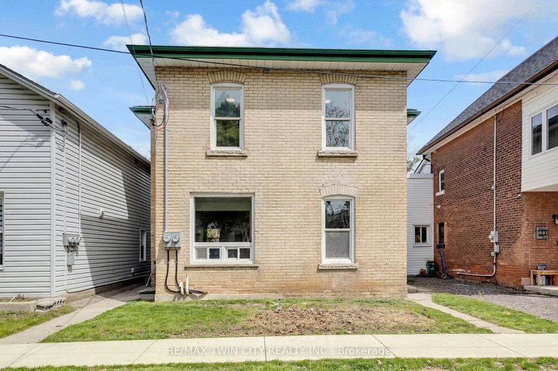 home for sale on 212 Chatham Street