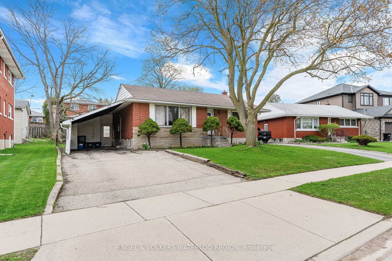 home for sale on 113 Plymouth Road