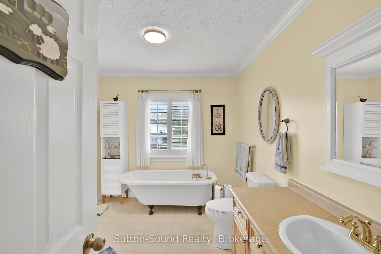 900 10th Avenue E • Owen Sound, ON photo 17