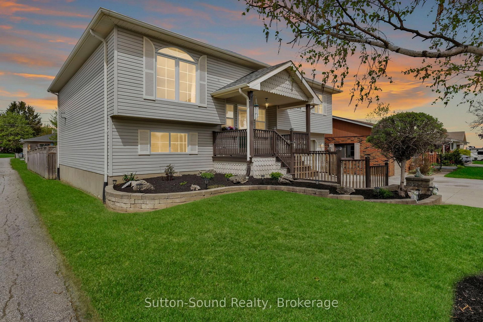 900 10th Avenue E • Owen Sound, ON photo 46