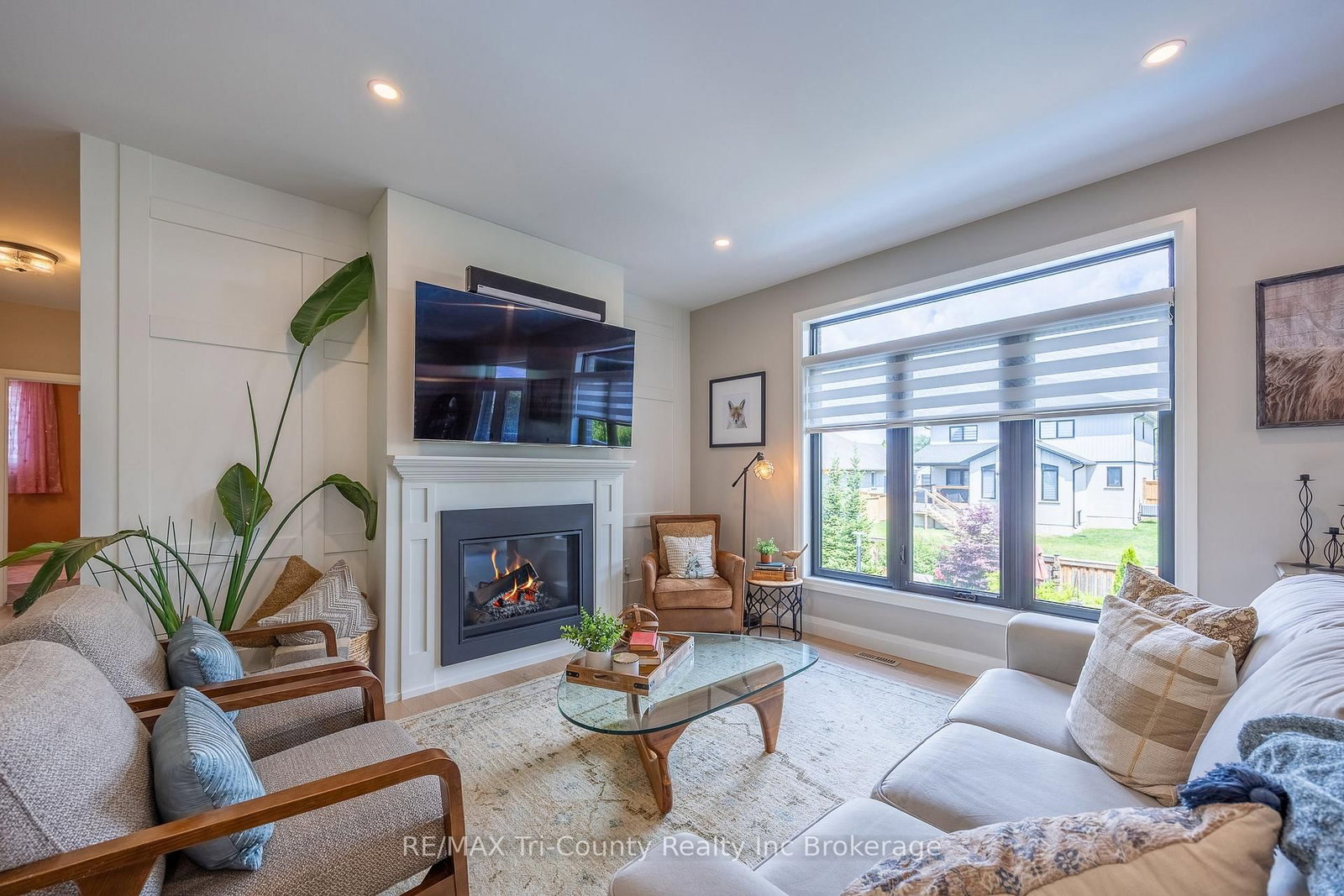 18 Belmont Avenue • Tillsonburg, ON photo 9