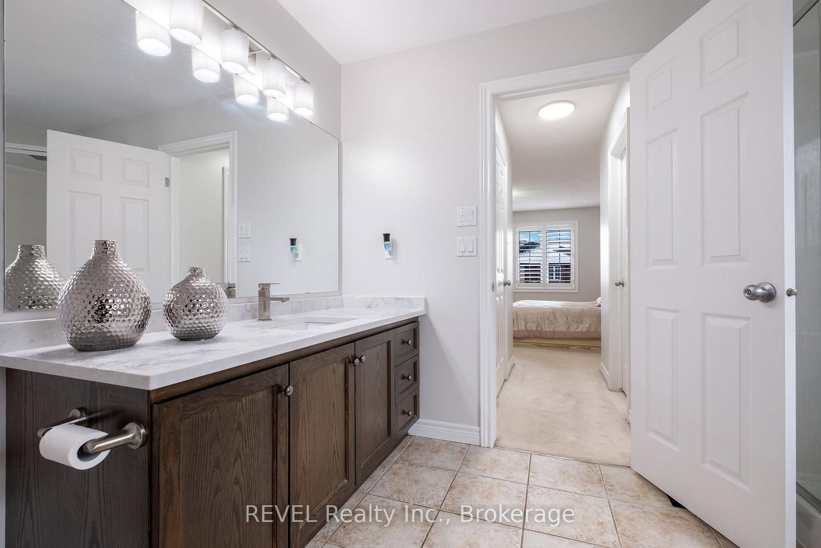 29 Springbreeze Heights • Hamilton, ON photo 30