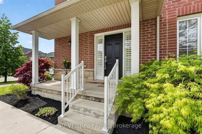 29 Springbreeze Heights • Hamilton, ON photo 4