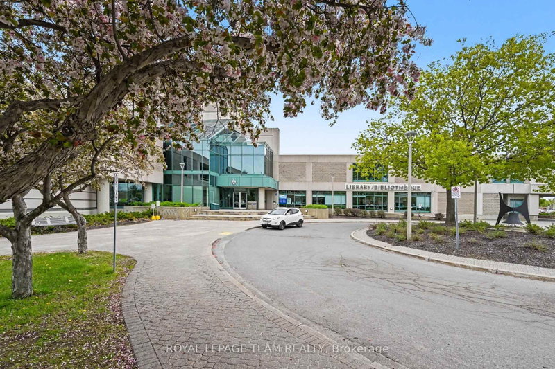 1 - 304 Paseo Private