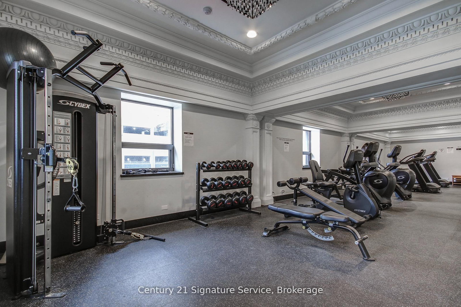 118 King Street E, Unit LPH16 - Photo 26