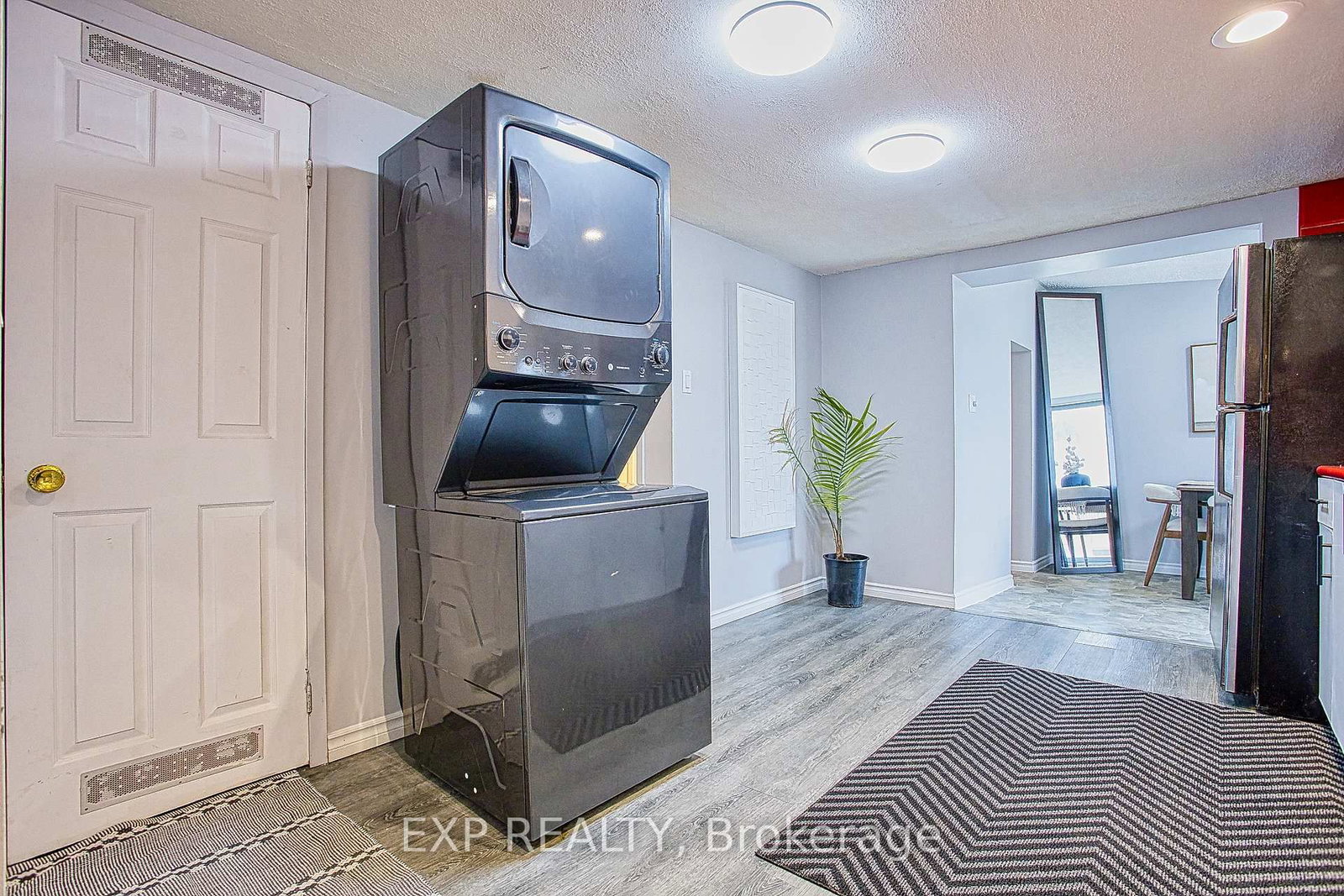 68 Riverside Drive - Photo 16