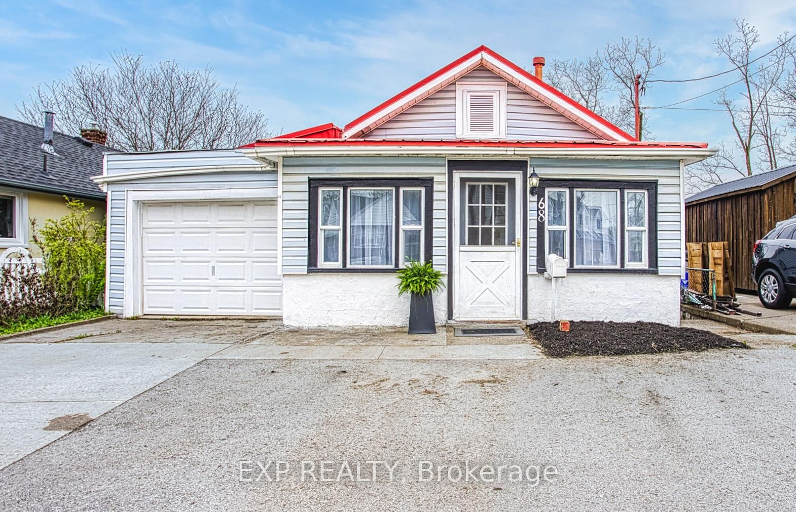 68 Riverside Drive - Photo 2