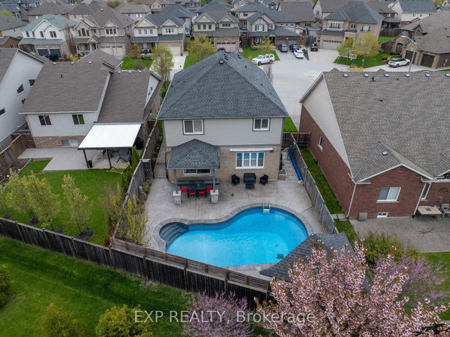 5783 Jake Crescent