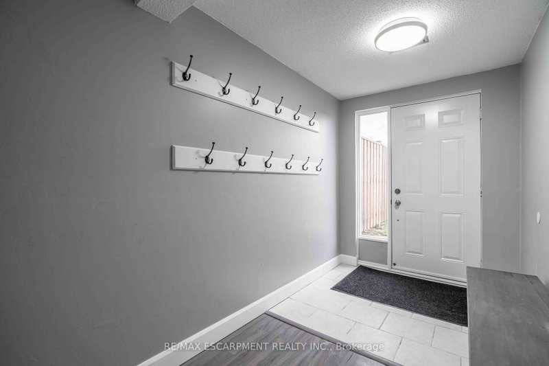 1 - 1025 Upper Gage Avenue