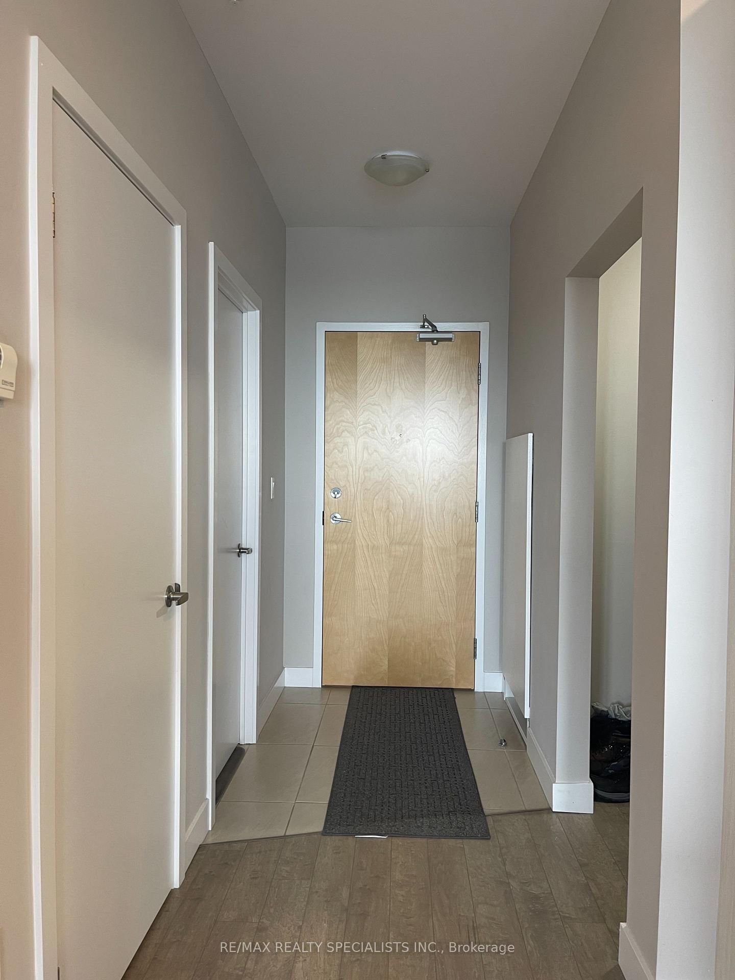100 GARMENT Street, Unit 1310 - Photo 3
