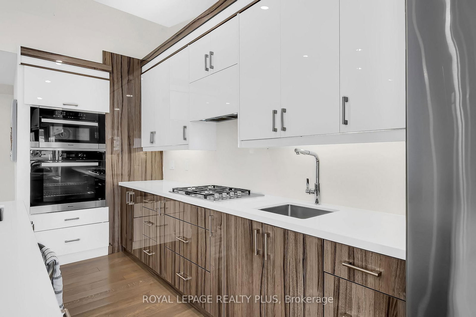 36 Dickinson Avenue • Norfolk, ON photo 17
