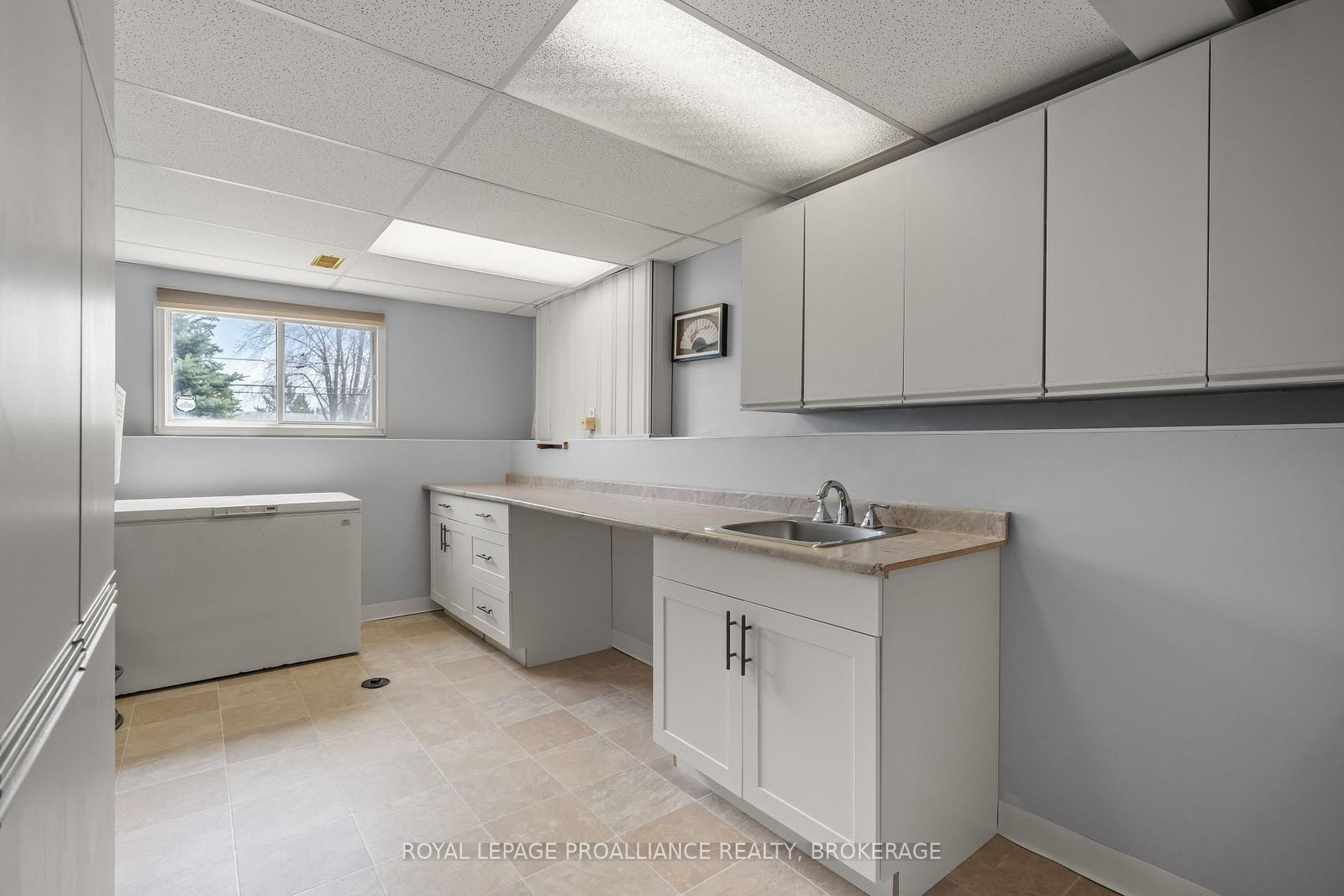 307 Amherst Drive • Loyalist, ON photo 29