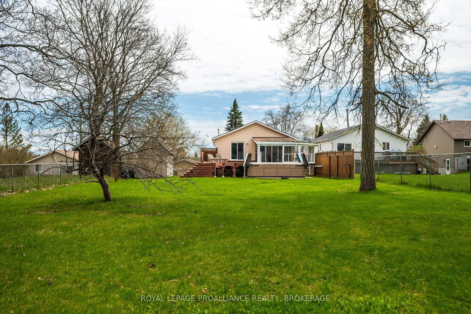 307 Amherst Drive • Loyalist, ON photo 30