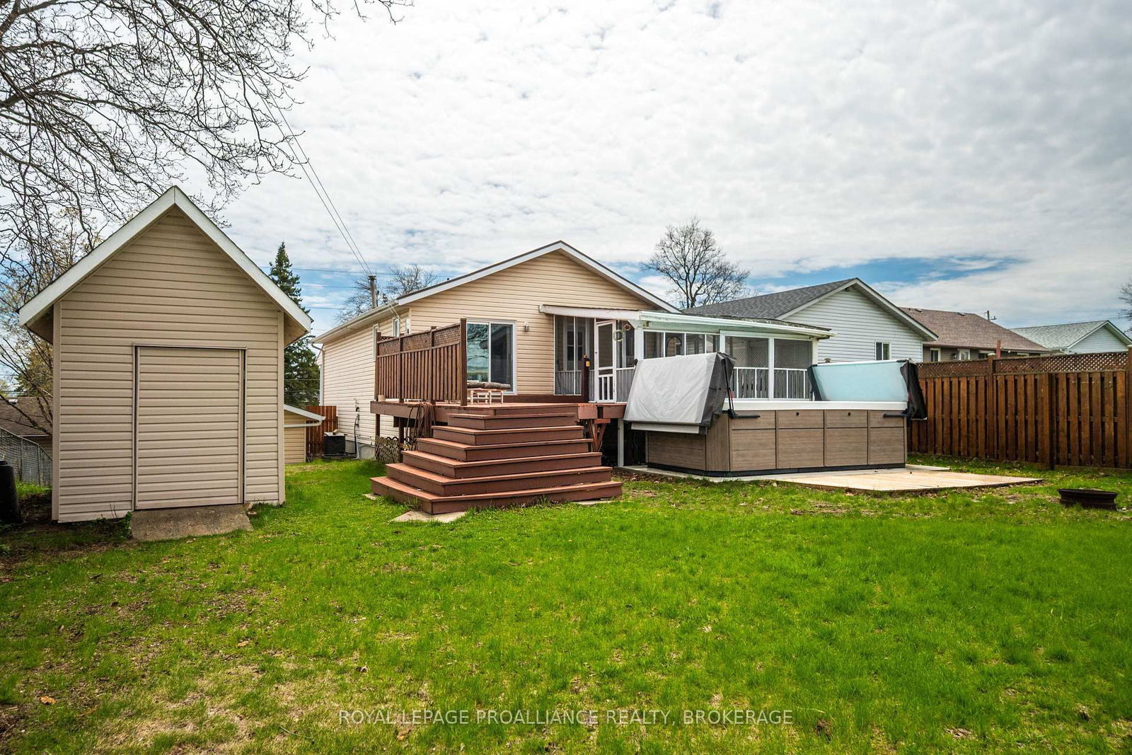 307 Amherst Drive • Loyalist, ON photo 31