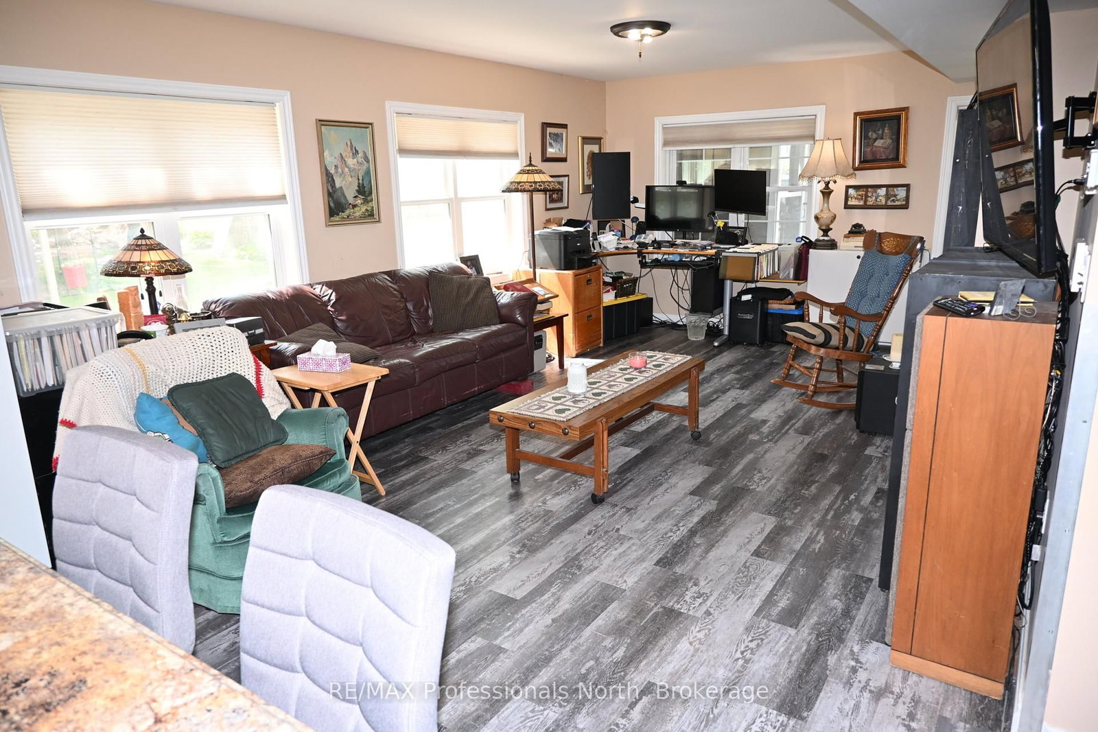 103 St Lawrence Street W • Madoc, ON photo 8