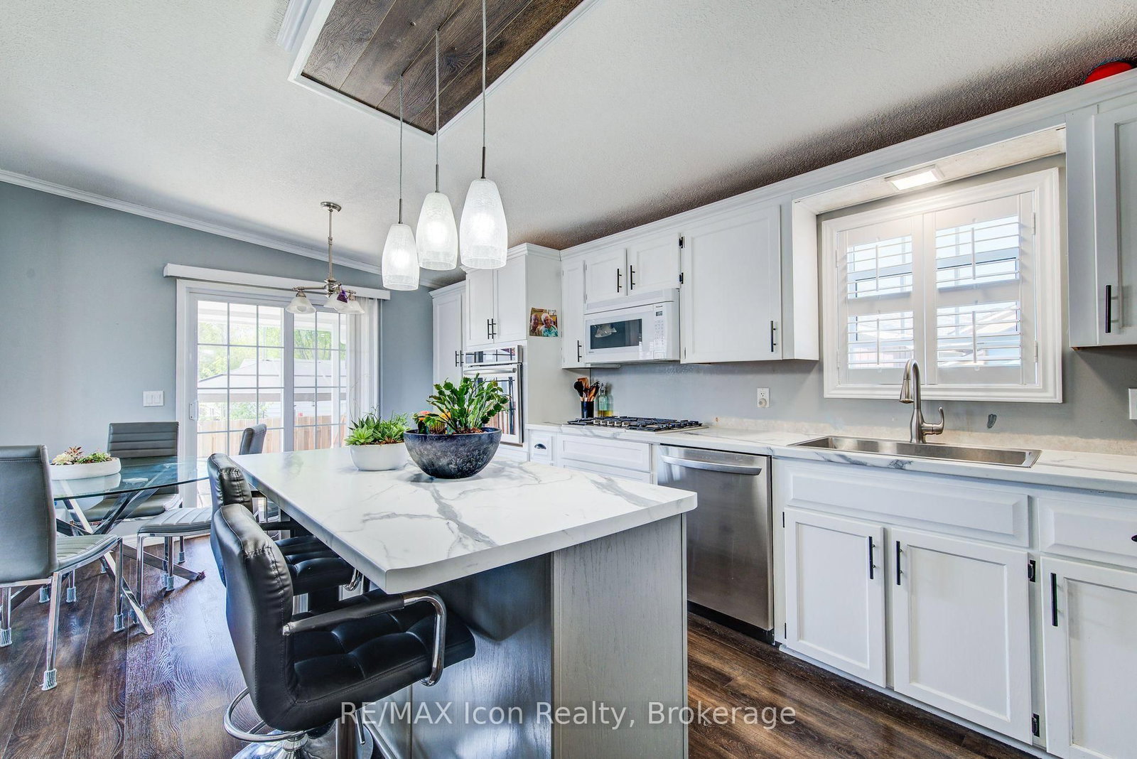 11 Hemlock Crescent • Puslinch, ON photo 11