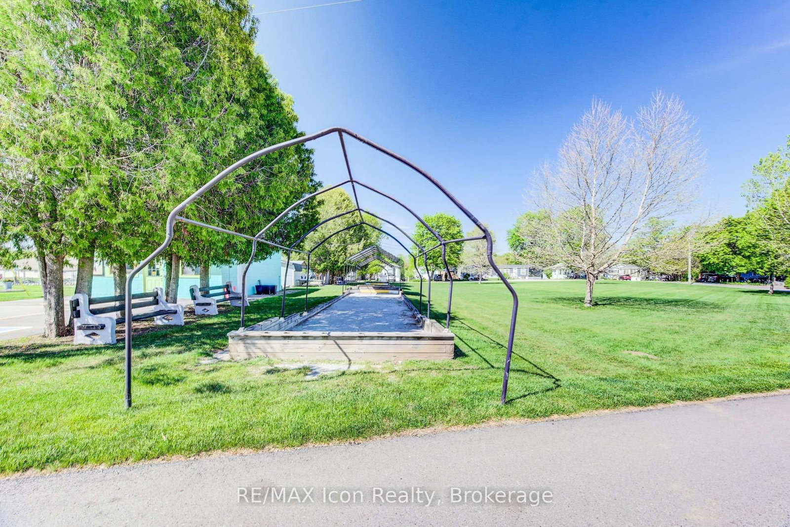 11 Hemlock Crescent • Puslinch, ON photo 38