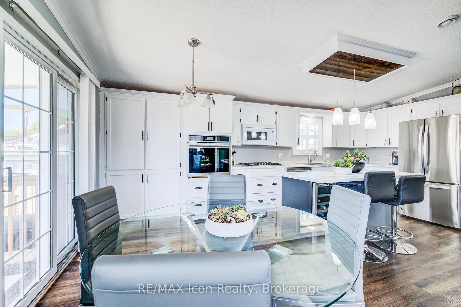 11 Hemlock Crescent • Puslinch, ON photo 9