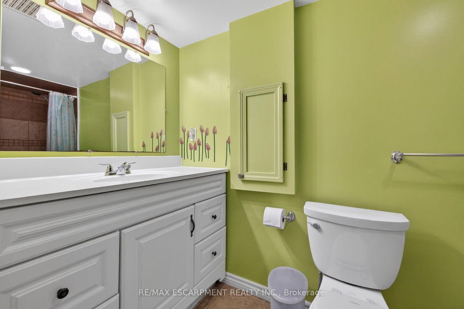 31 Larchwood Drive • St. Catharines, ON photo 41