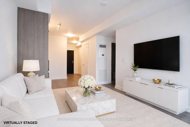 home for lease on 2008-75 James Street S