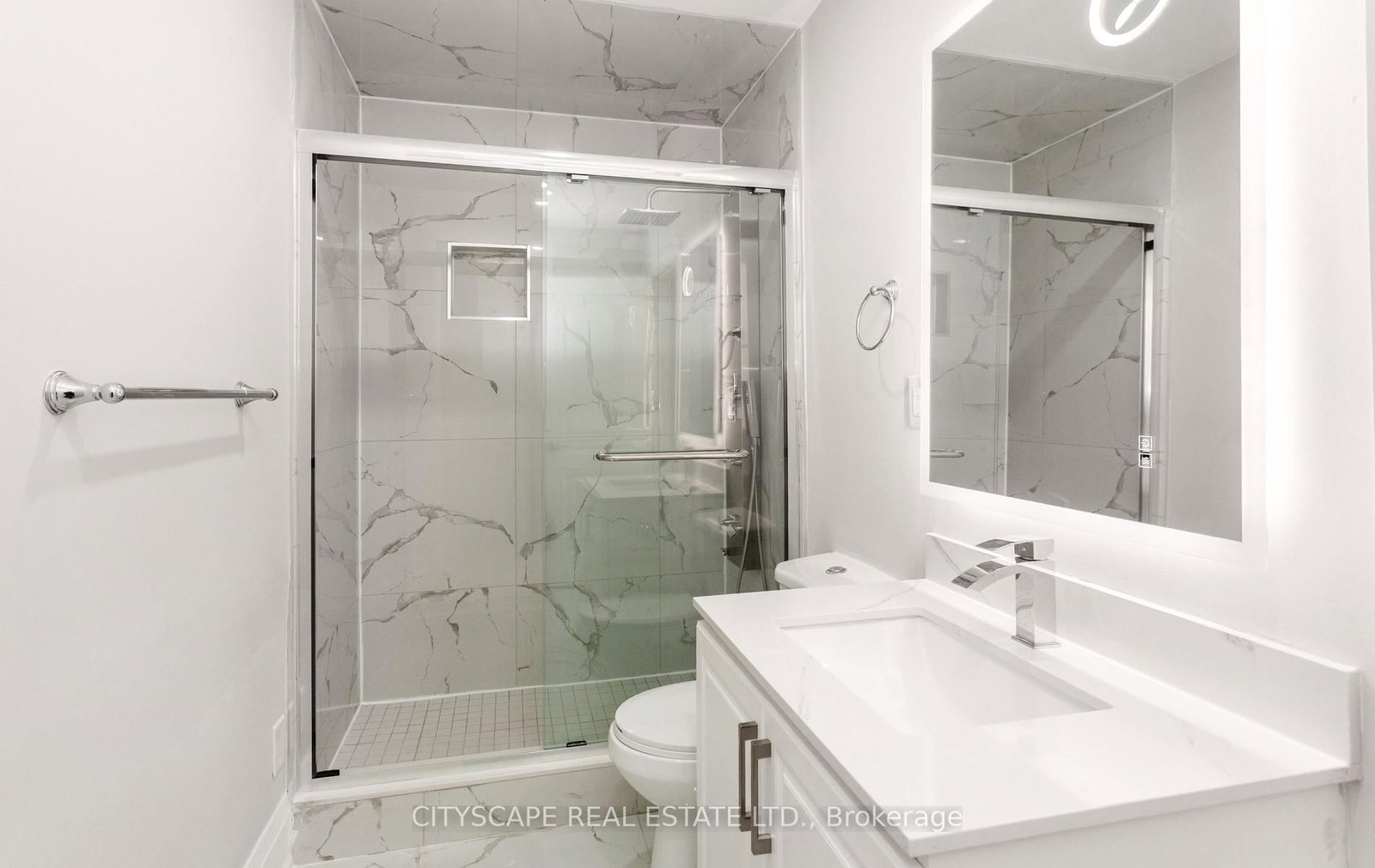 446 Argyle Street • Cambridge, ON photo 13