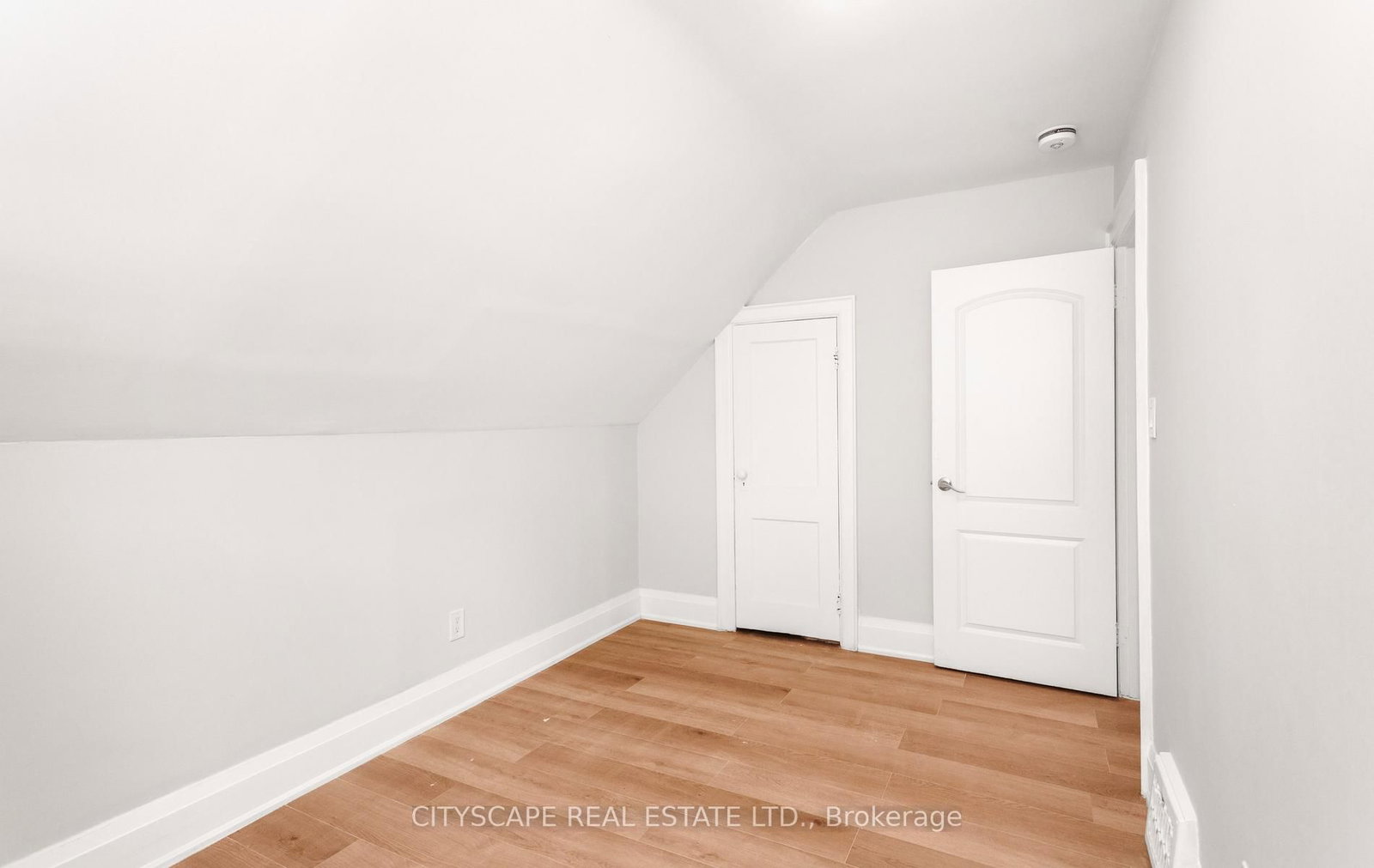 446 Argyle Street • Cambridge, ON photo 18