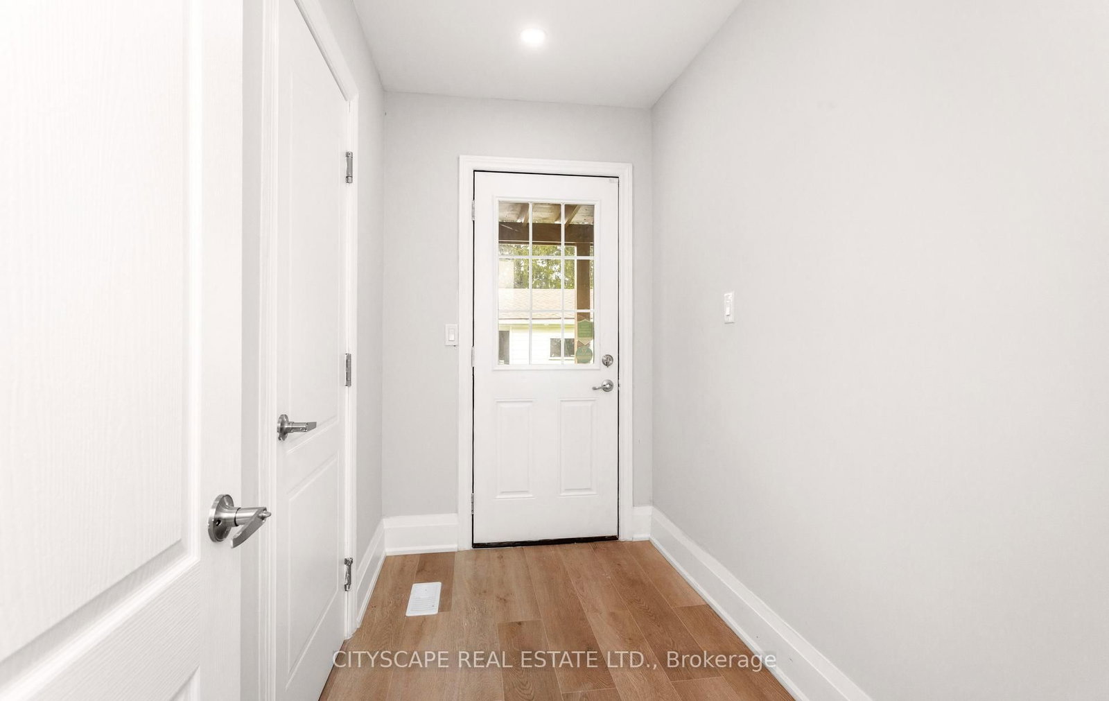 446 Argyle Street • Cambridge, ON photo 22
