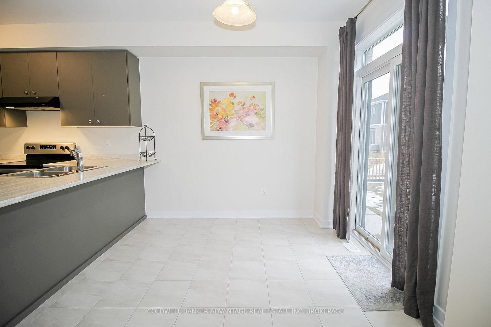 77 Keelson Street • Welland, ON photo 11