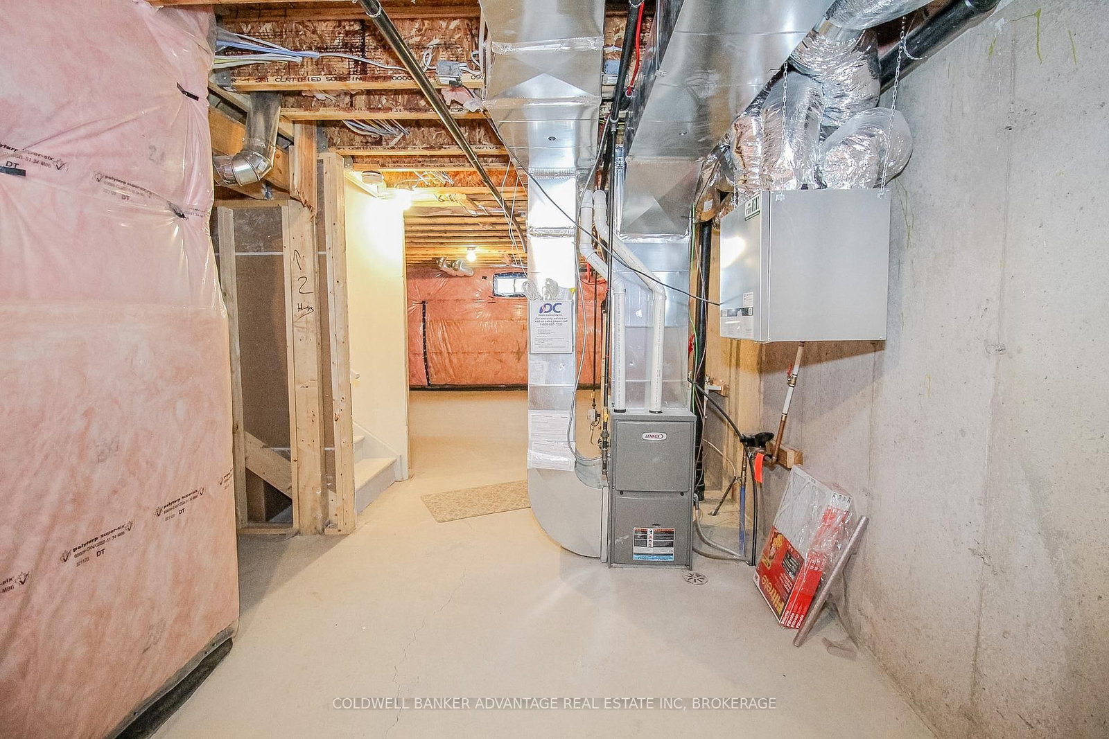 77 Keelson Street • Welland, ON photo 32