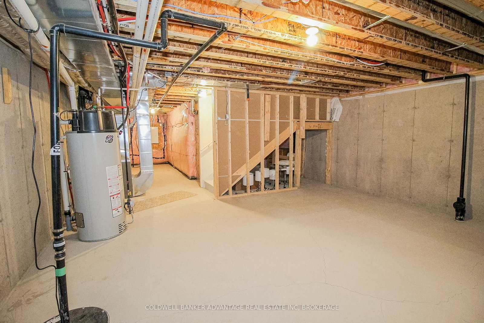 77 Keelson Street • Welland, ON photo 35