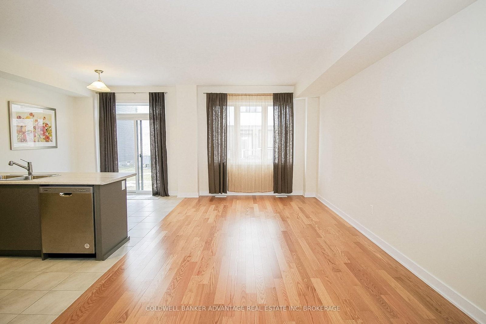 77 Keelson Street • Welland, ON photo 7
