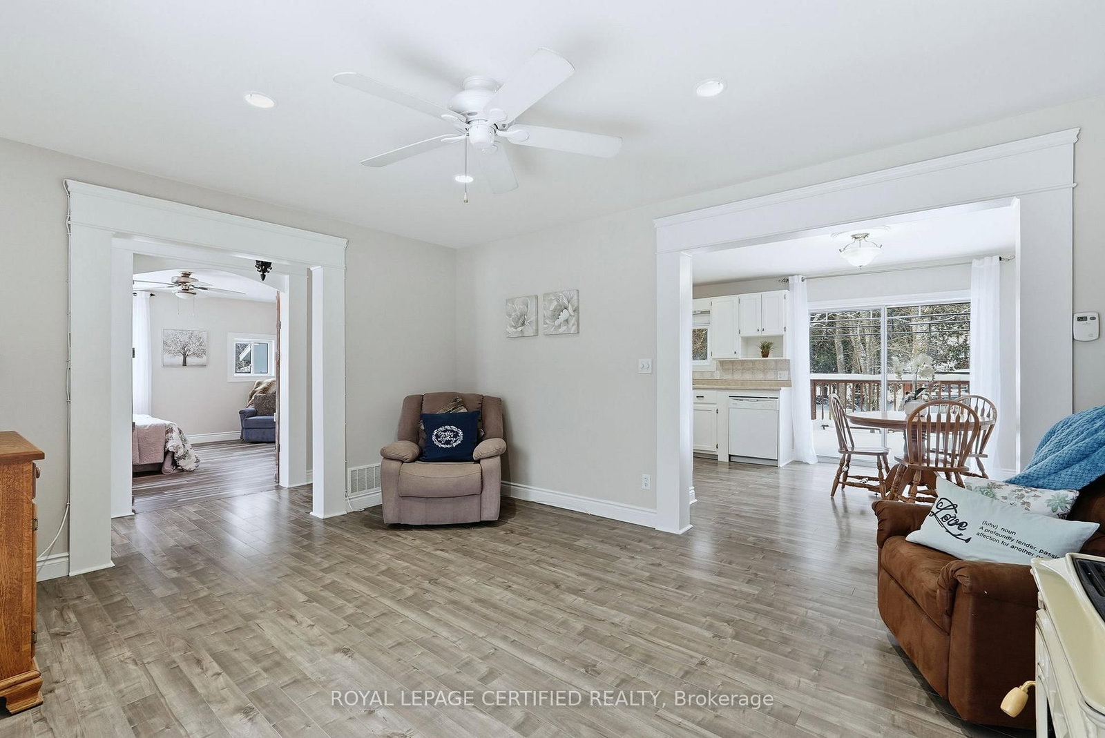 883 7th Avenue • Hanover, ON photo 15