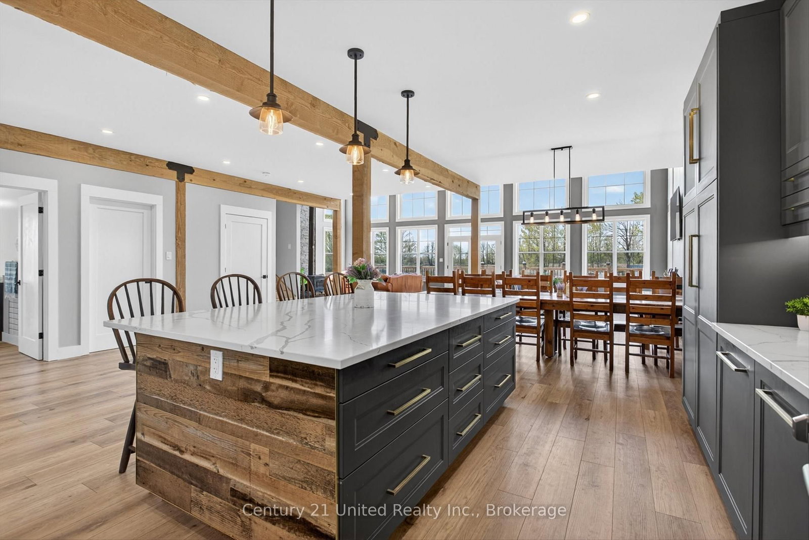 2348 North School Road • Selwyn, ON photo 16