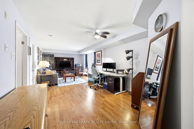 PH13 - 429 Somerset Street W