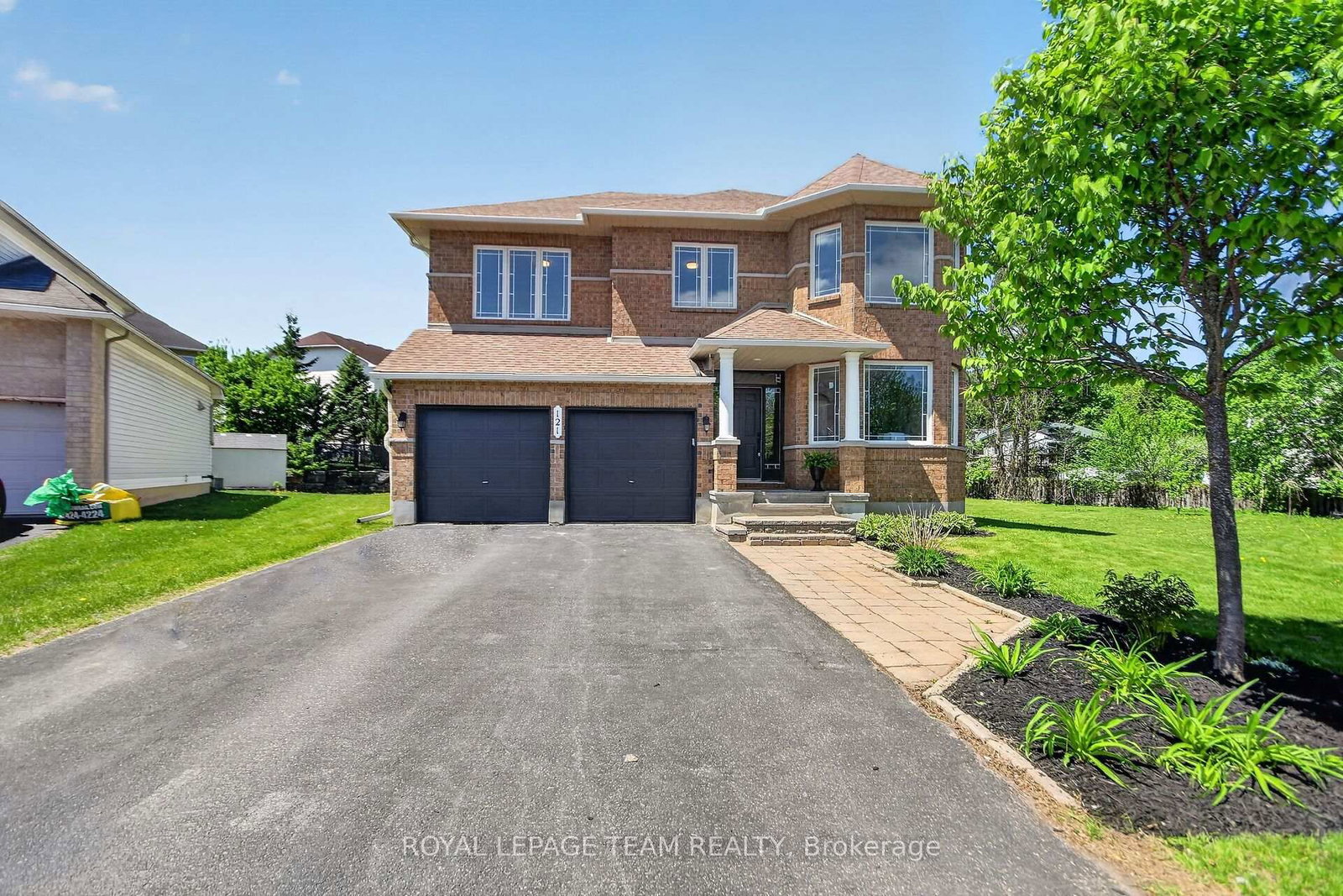 121 Muskego Crescent