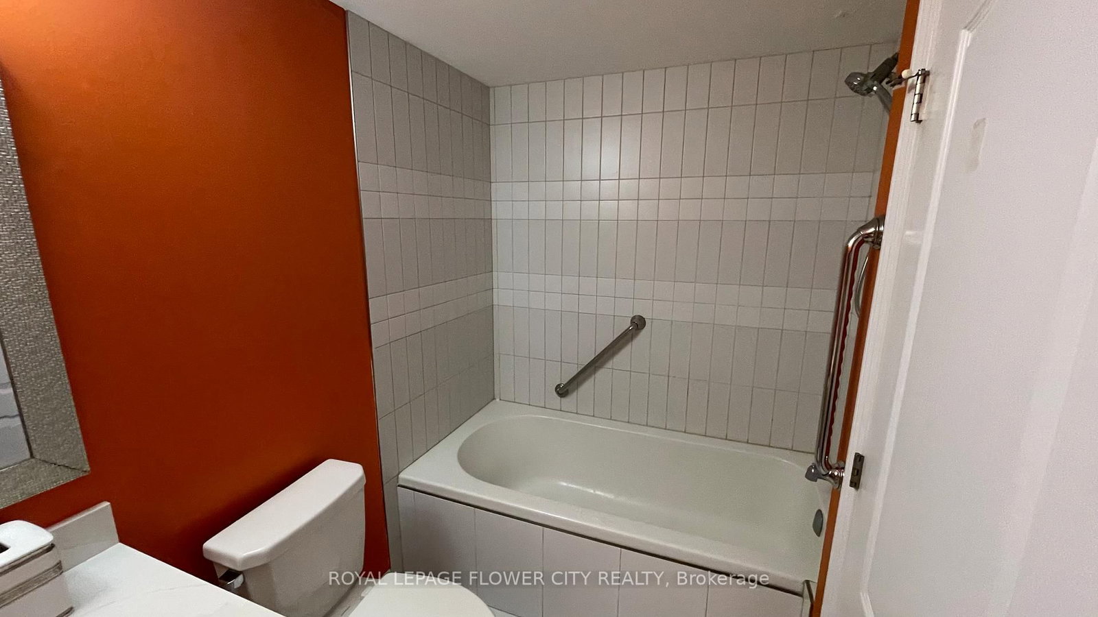 1921 Frederick Crescent, Unit Basement - Photo 3