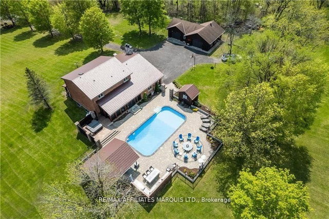 18521 COUNTY ROAD 19 Road