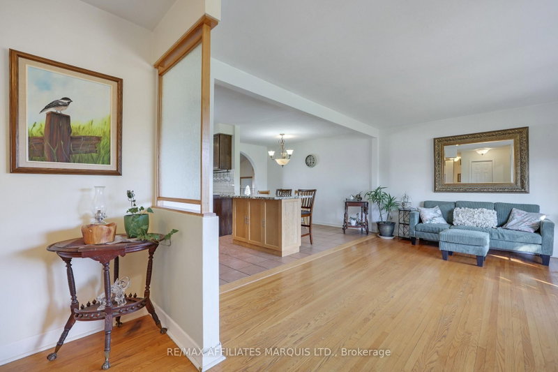 428 Bellevue Crescent
