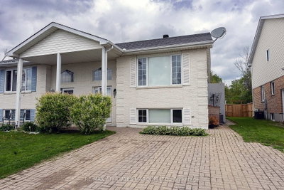 76 Rowan Drive