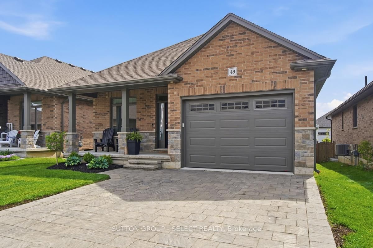 159 Collins Way • #49 • Strathroy-Caradoc, ON photo 3