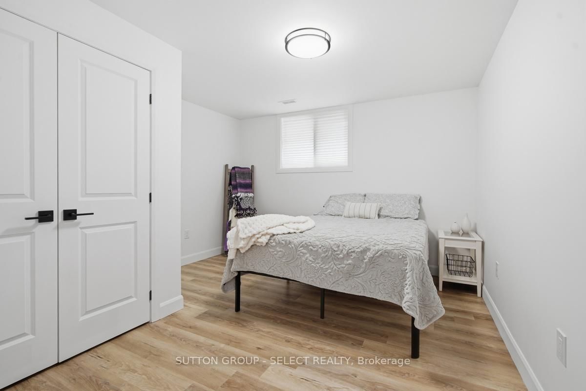 159 Collins Way • #49 • Strathroy-Caradoc, ON photo 31