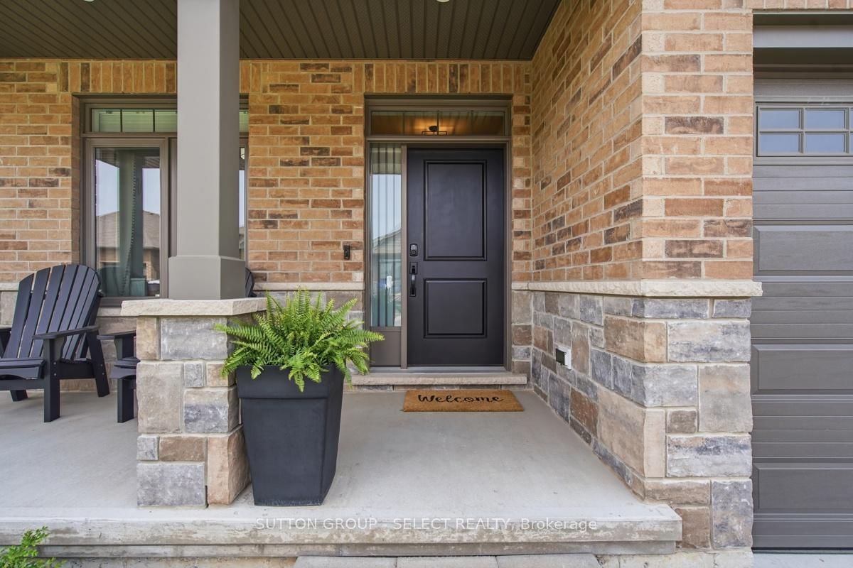 159 Collins Way • #49 • Strathroy-Caradoc, ON photo 4