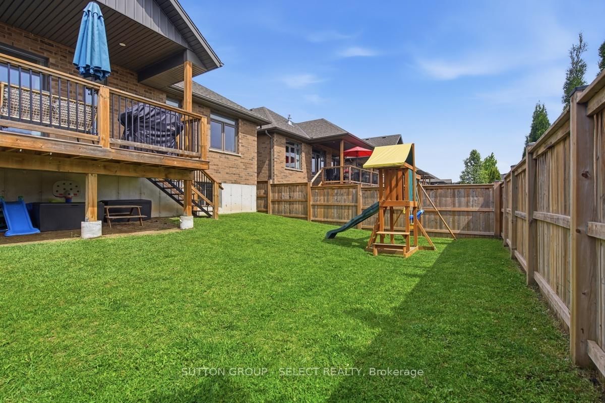 159 Collins Way • #49 • Strathroy-Caradoc, ON photo 43