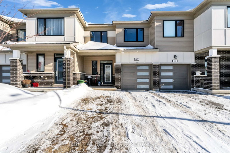 home for lease on 67 Kindred Row