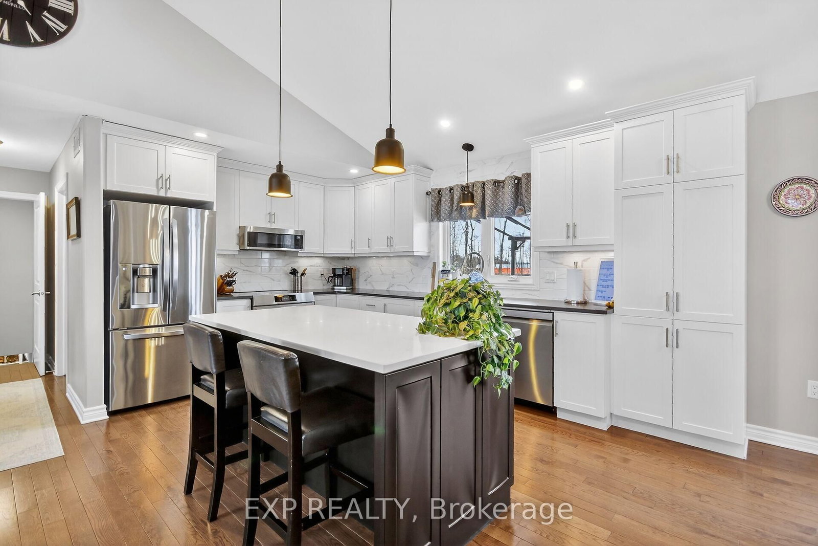 305 Moore Crescent • North Grenville, ON photo 10